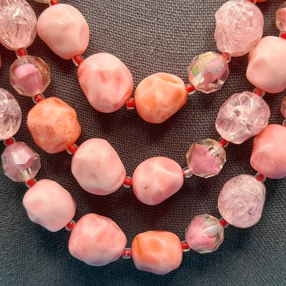 Vintage Western Germany Pink Bead Necklace, Red Seed Beads, Lucite Beads - Picture 3 of 10